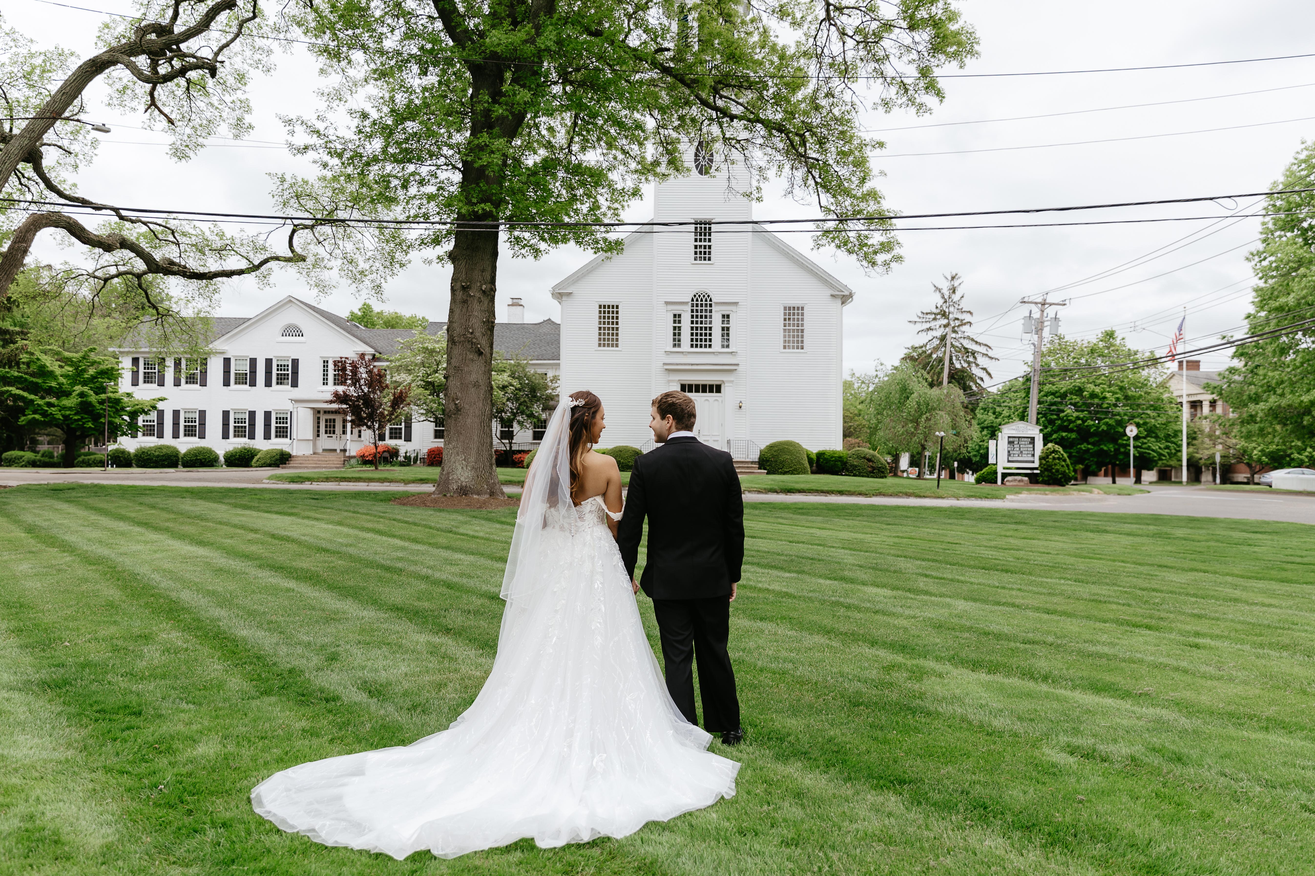The Wedding Website of Victoria Mislow and Connor Mislow