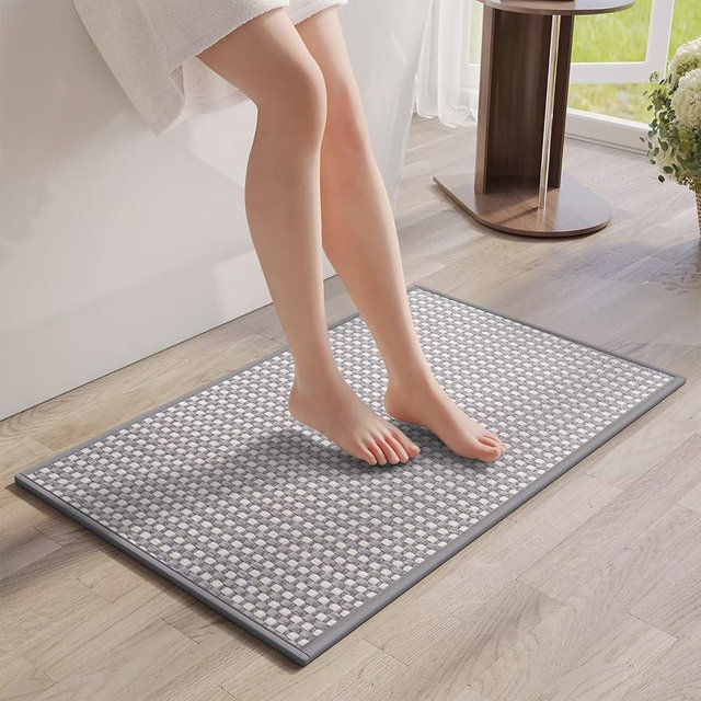 YDKGL Non Slip Bath Mat Bathroom Rugs, Soft Braided Ultra Thin Bath Mats, Super Absorbent Quick Dry Bath Rug Shower Mat, Rubber Backing, Fit Under Door Bathroom Floor, Machine Washable, Gray 16" x 24"