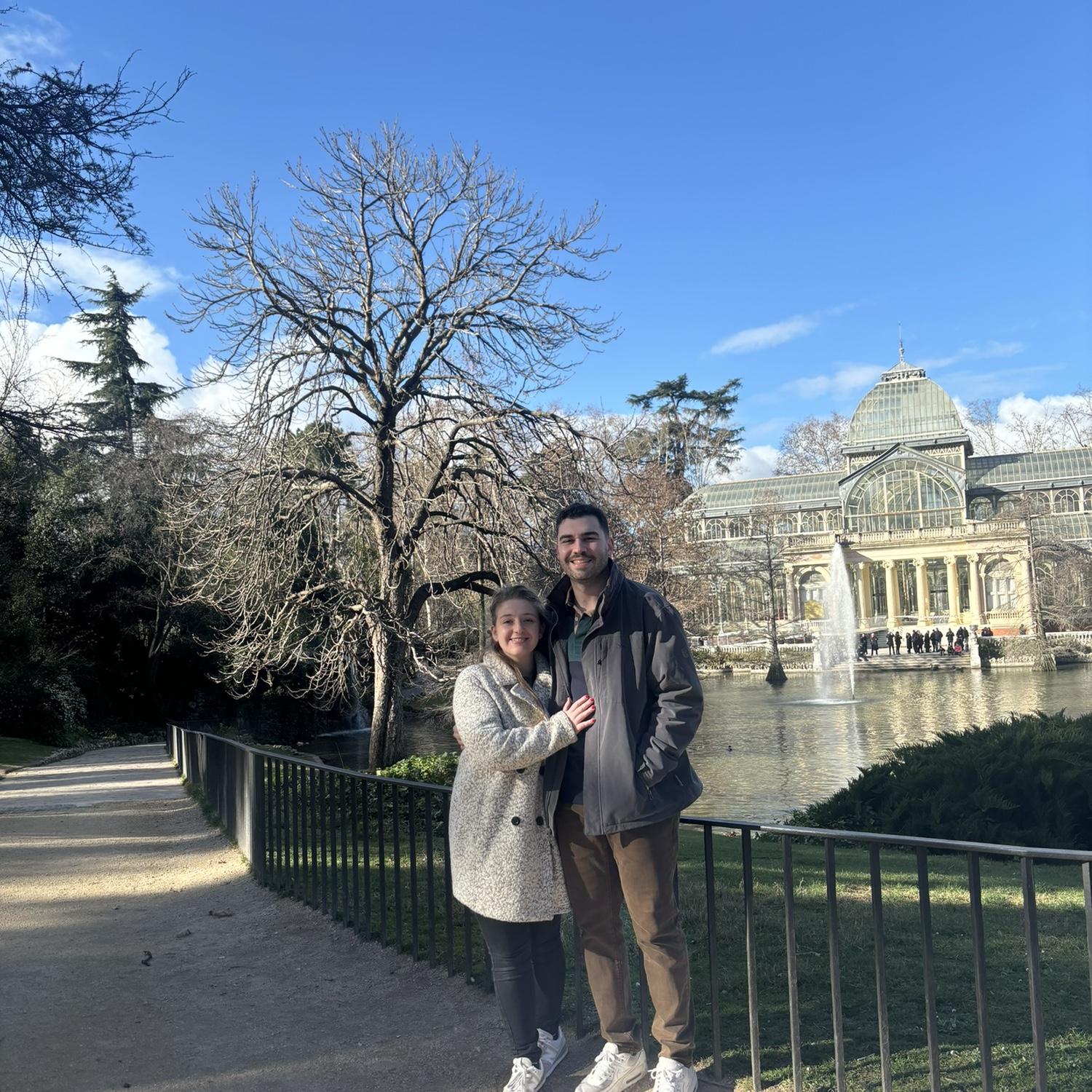 Joaquin & Erica at El Parque de Retiro