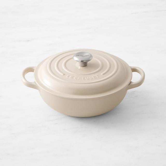 Le Creuset Enameled Cast Iron Signature French Oven, 2 1/2-Qt., Brioche