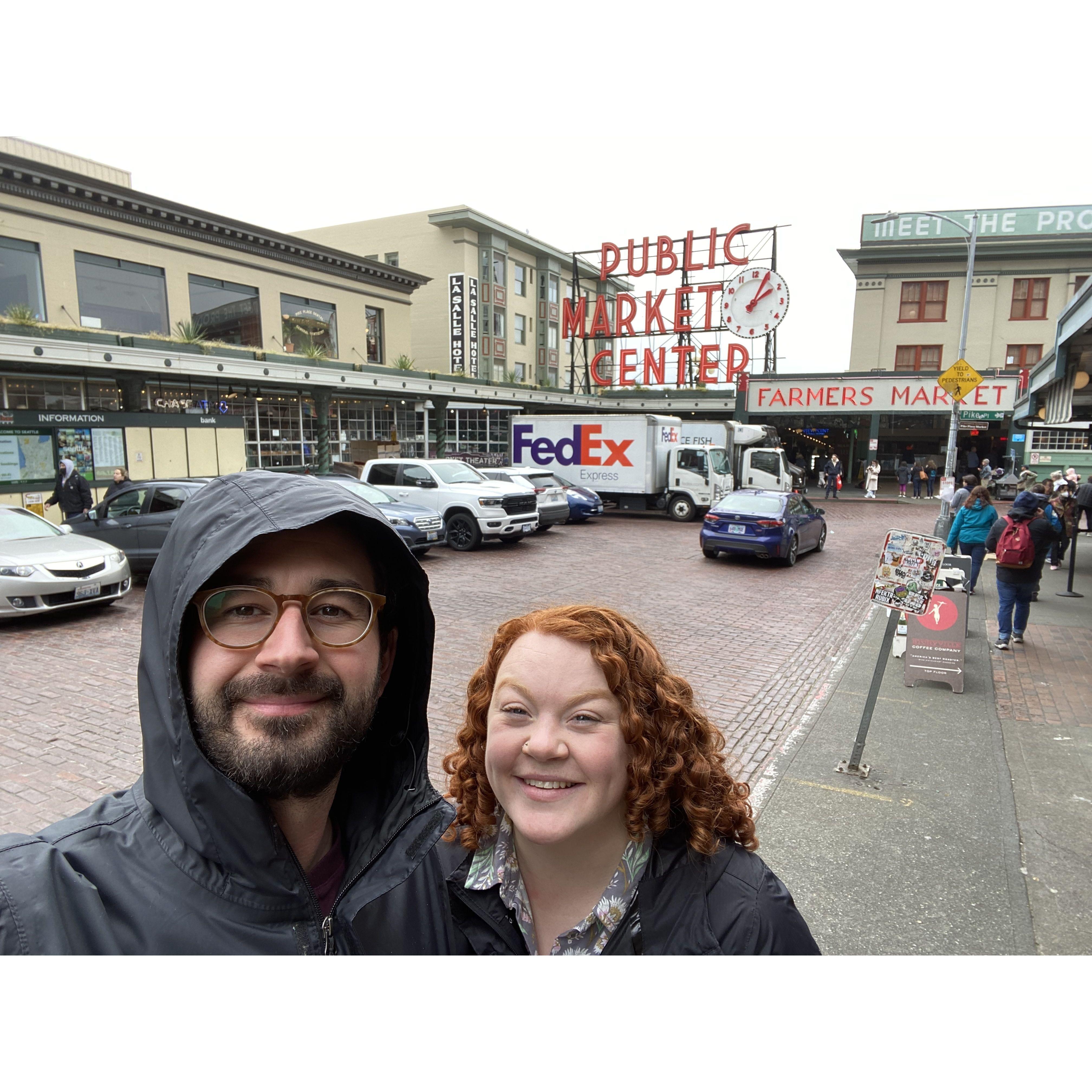 Dowtown Seattle before the best concert ever. Pinegrove ROCKED. West-coast chowder, bagel dogs, and the best digs in town. Thanks Jeff and Alecia! Special shoutout to gas station fried chicken!