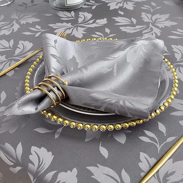 Romanstile Jacquard Dinner Napkins, 20 x 20 Inch Set of 4, Waterproof Damask Floral Pattern Decorative Napkins with Scalloped Edges for Dinner/Catering/Parties/Events(Silver Grey)