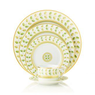 Constance Dinnerware Collection