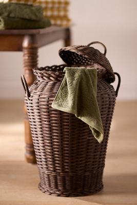 Rattan Urn Handled Laundry Basket