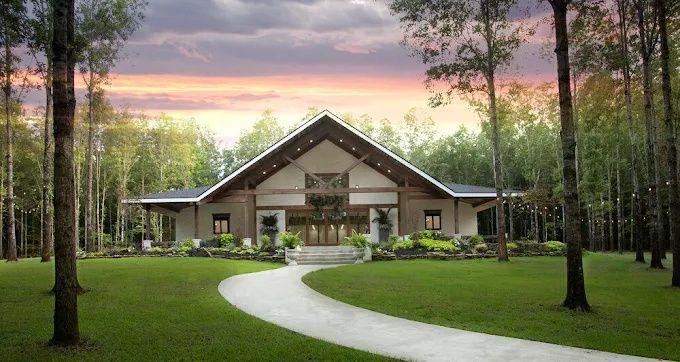 The Wedding Website of Parker Brown and Betzi Carrillo