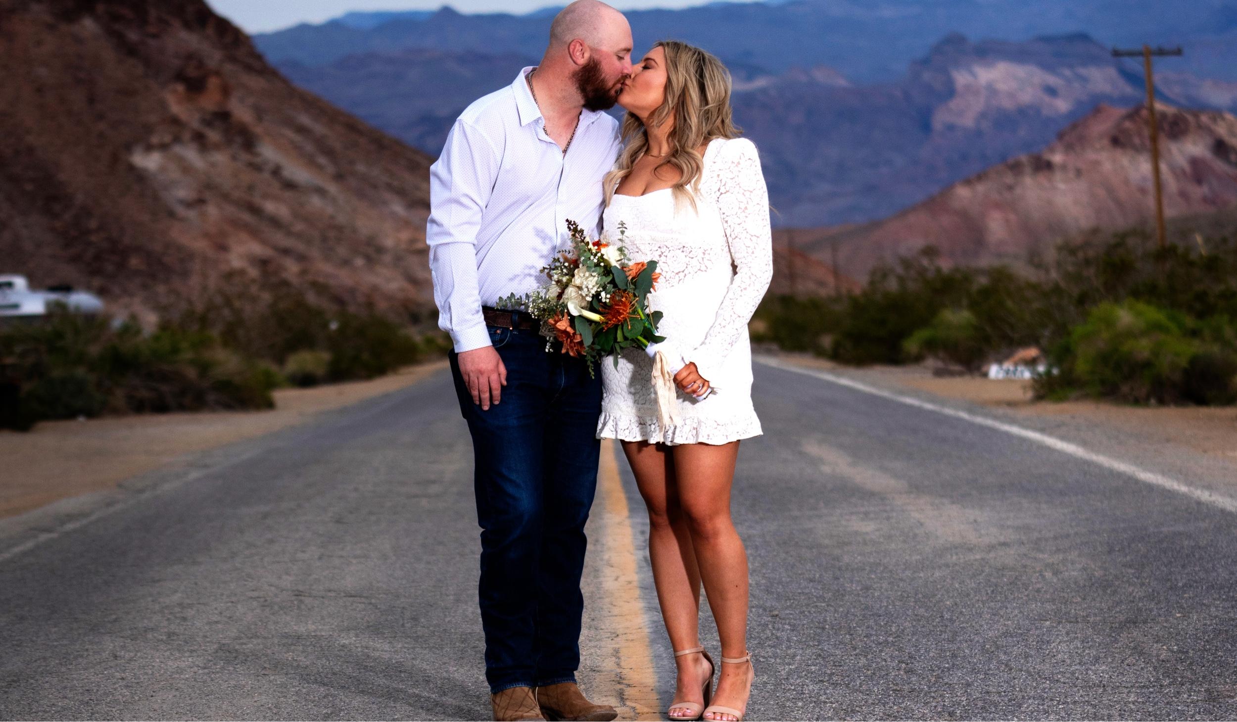 The Wedding Website of Nicole Hardy and Daniel Skelly