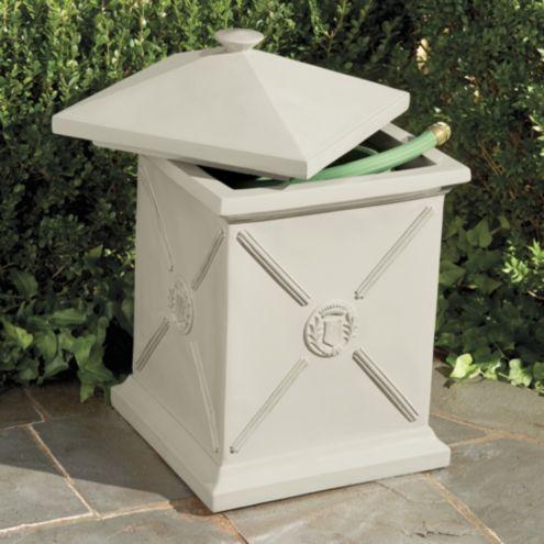 Beauclaire Hose Pot