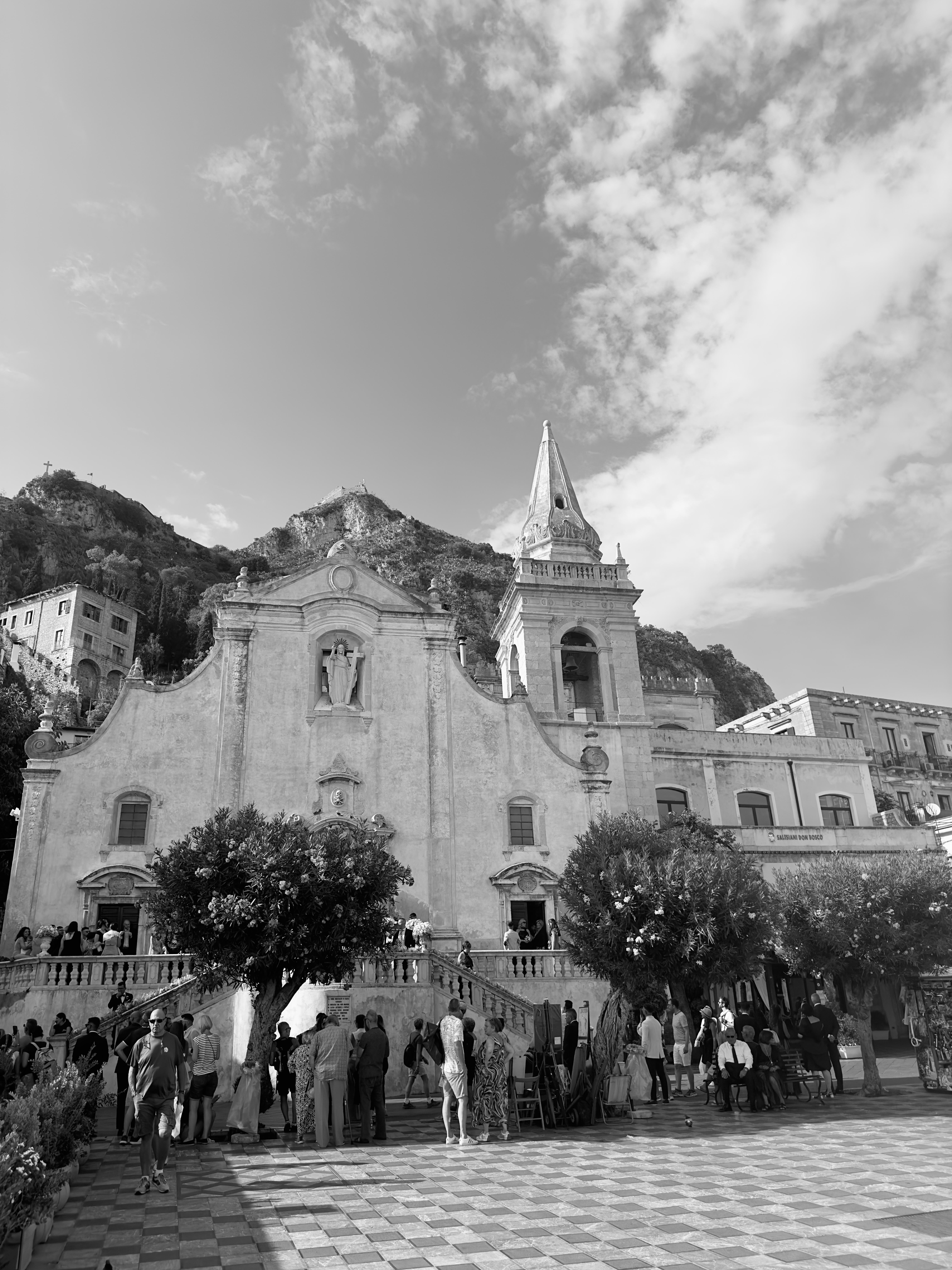 The Wedding Website of Chiara Bevan and Luca Seminerio
