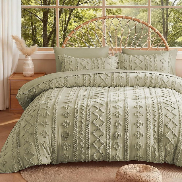 MR&HM Boho Comforter Set King, Sage Green 7 Pieces Bedding Set, Farmhouse Shabby Chic Bed in a Bag with 1 Comforter, 2 Pillow Shams, 2 Pillowcases, 1 Flat Sheet, 1 Fitted Sheet for All Seasons