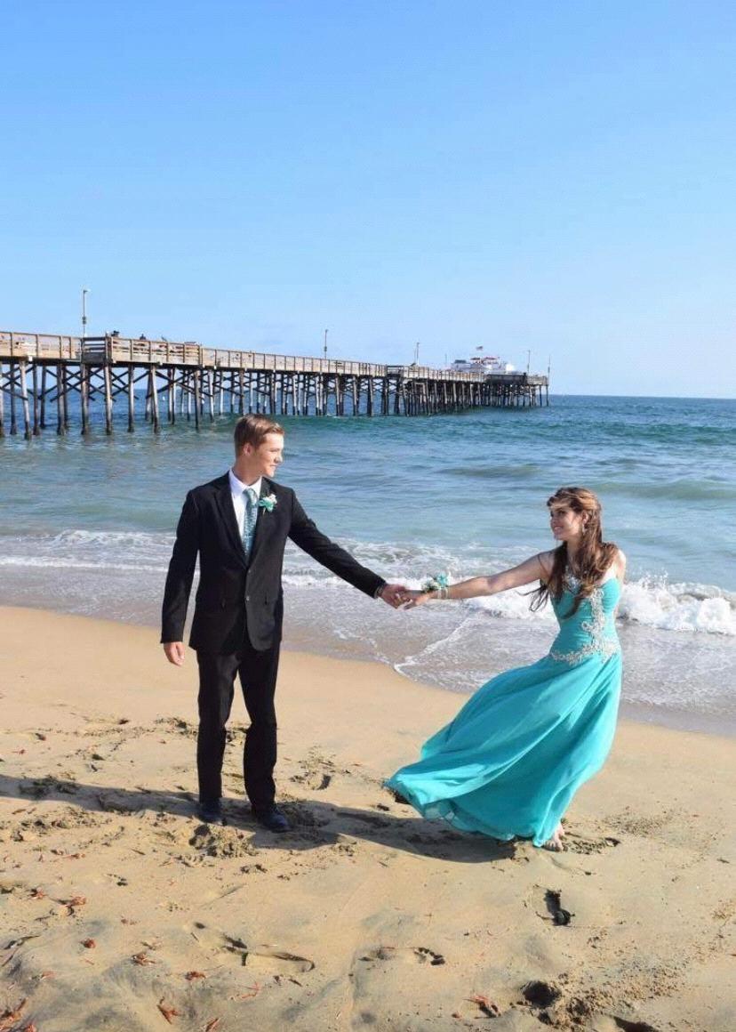 Junior Prom at Balboa Island