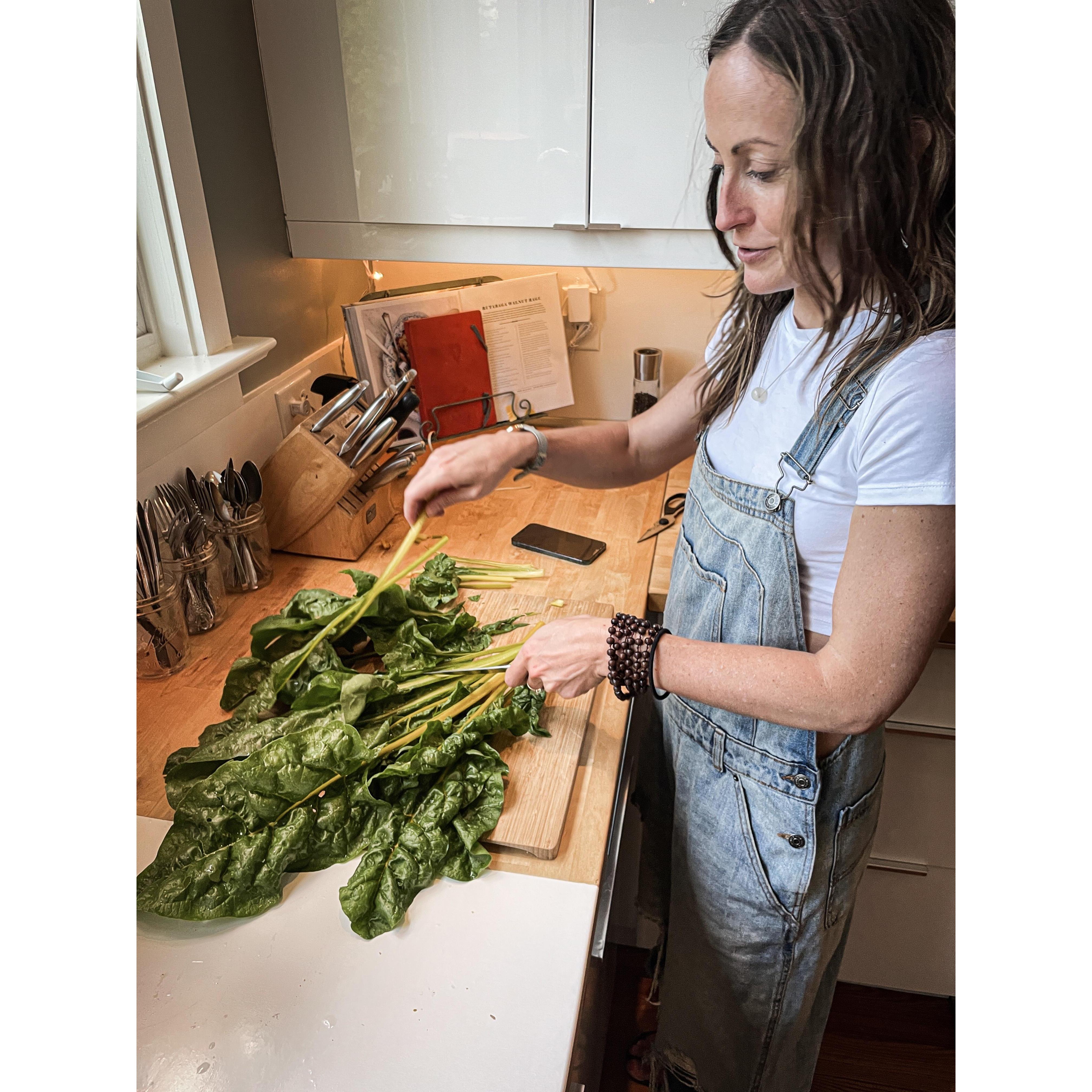 Gardener's first bounty (And Brooklynite's first pair of overalls)
•
CHARLOTTESVILLE, VA
2021