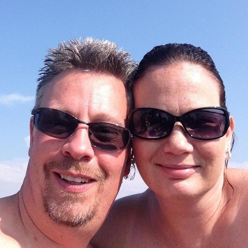 Enjoying a 'Sunday Funday' on Aurora Shores lake!