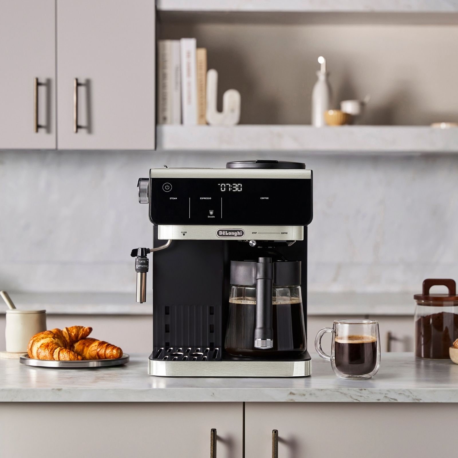 De'Longhi, All-In-One Combination Coffee & Espresso Machine with