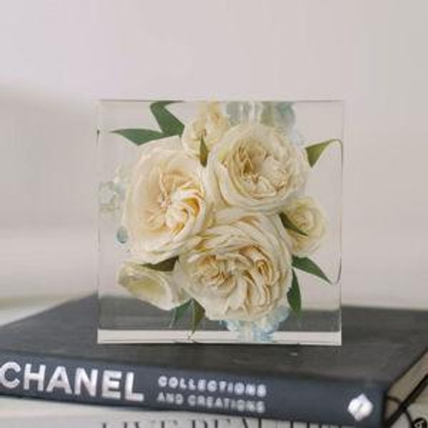 Floral Bouquet Preservation with VIVIANxCO