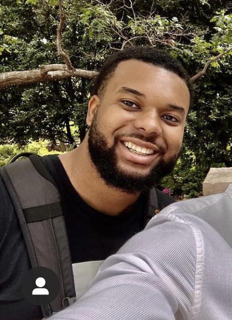 Special thanks to Kyron for the amazing photos for our invitation. The pressure was on because you were shooting your mentor, you did an amazing job. 

IG: kadavisphotography
kadavisphotography.com