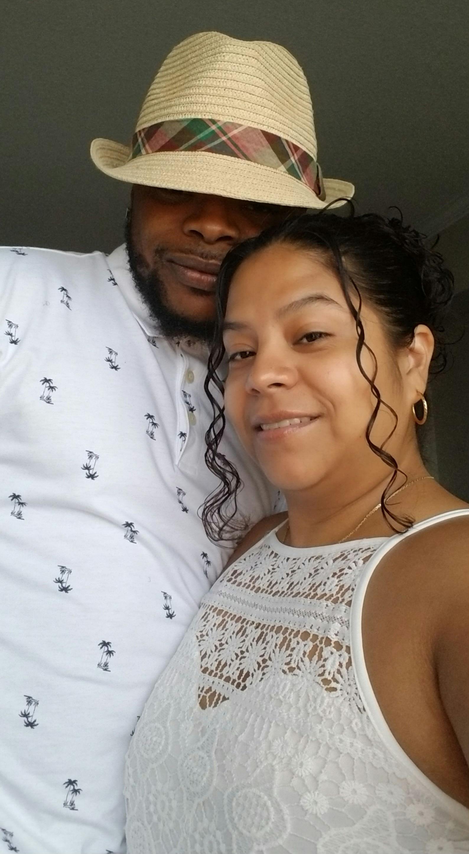 The Wedding Website of Sonia Salazar and Andrae Brown