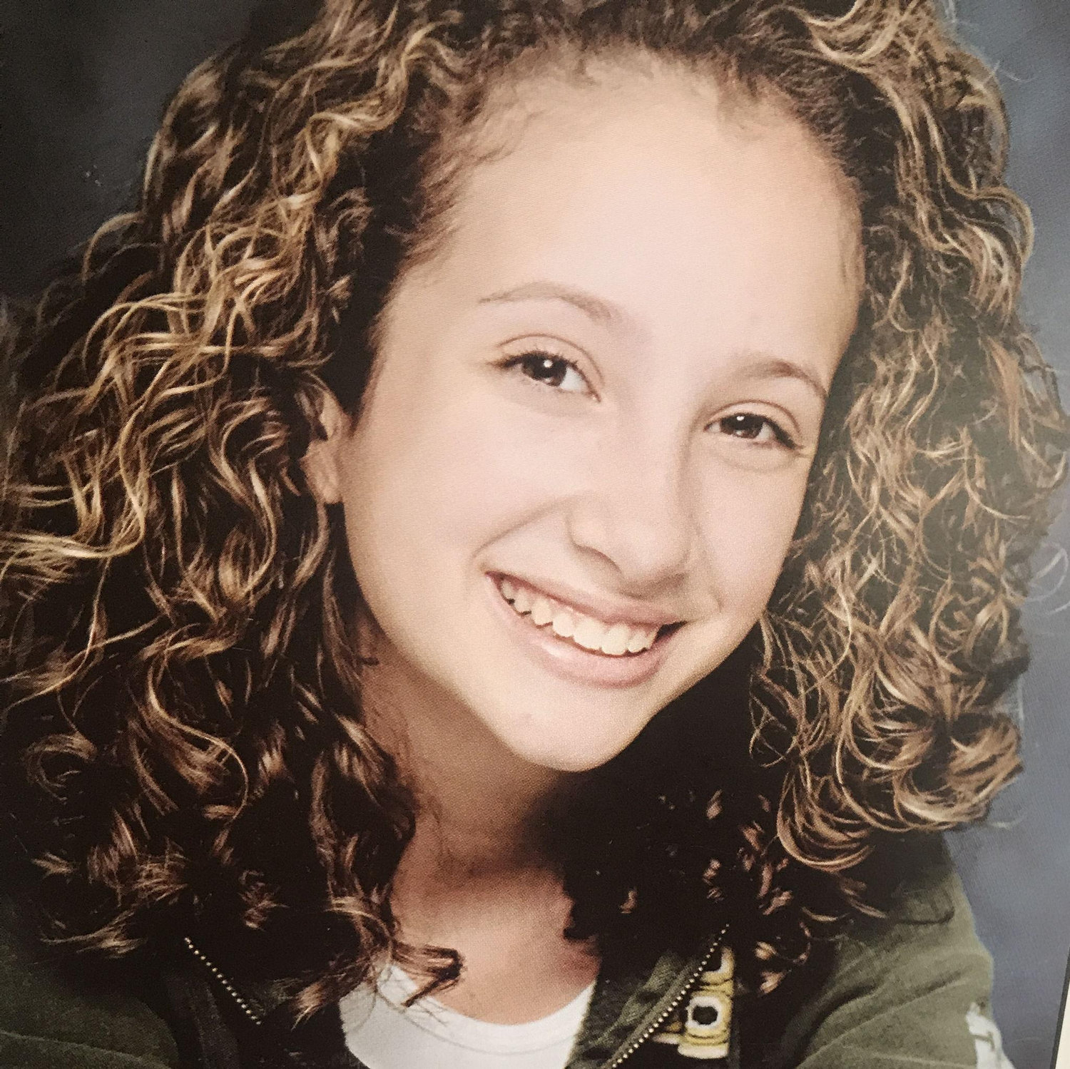 Leila would eventually grow into her forehead.