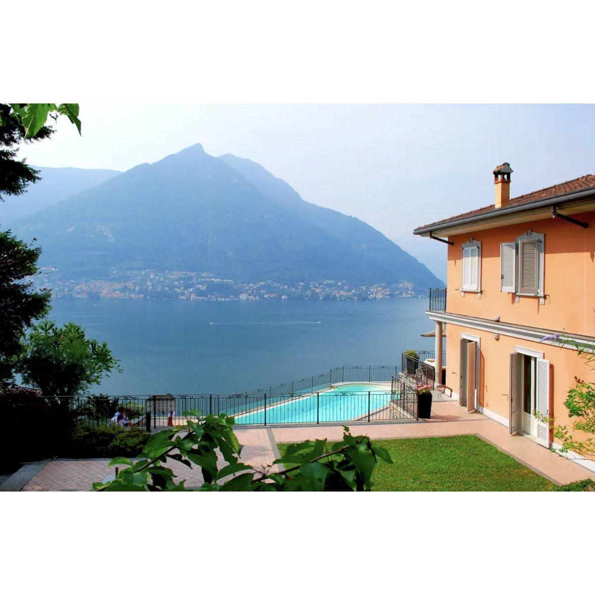 Pool party venue