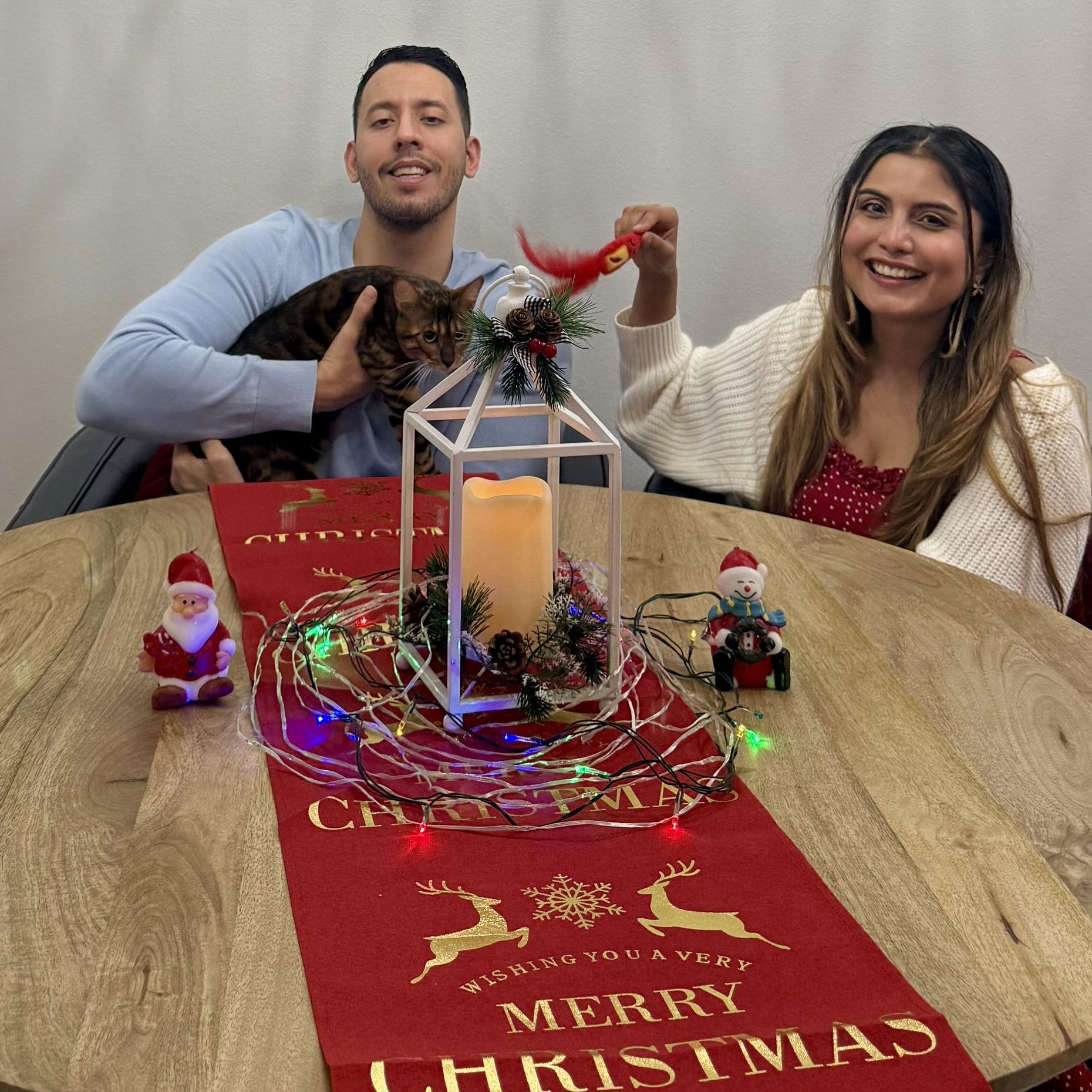 Sakura is the VIP guest 🐈