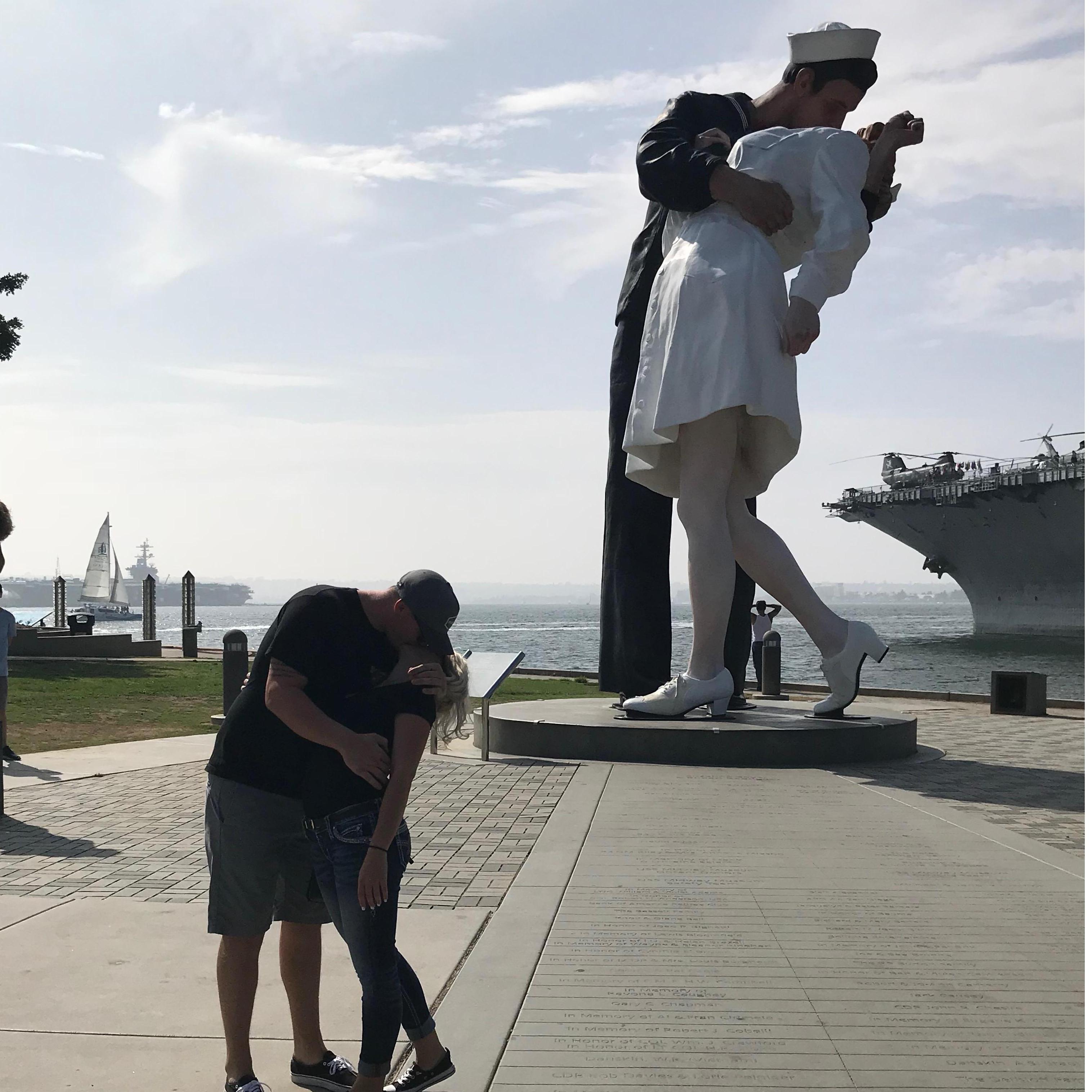 The Kissing Sailor Statue