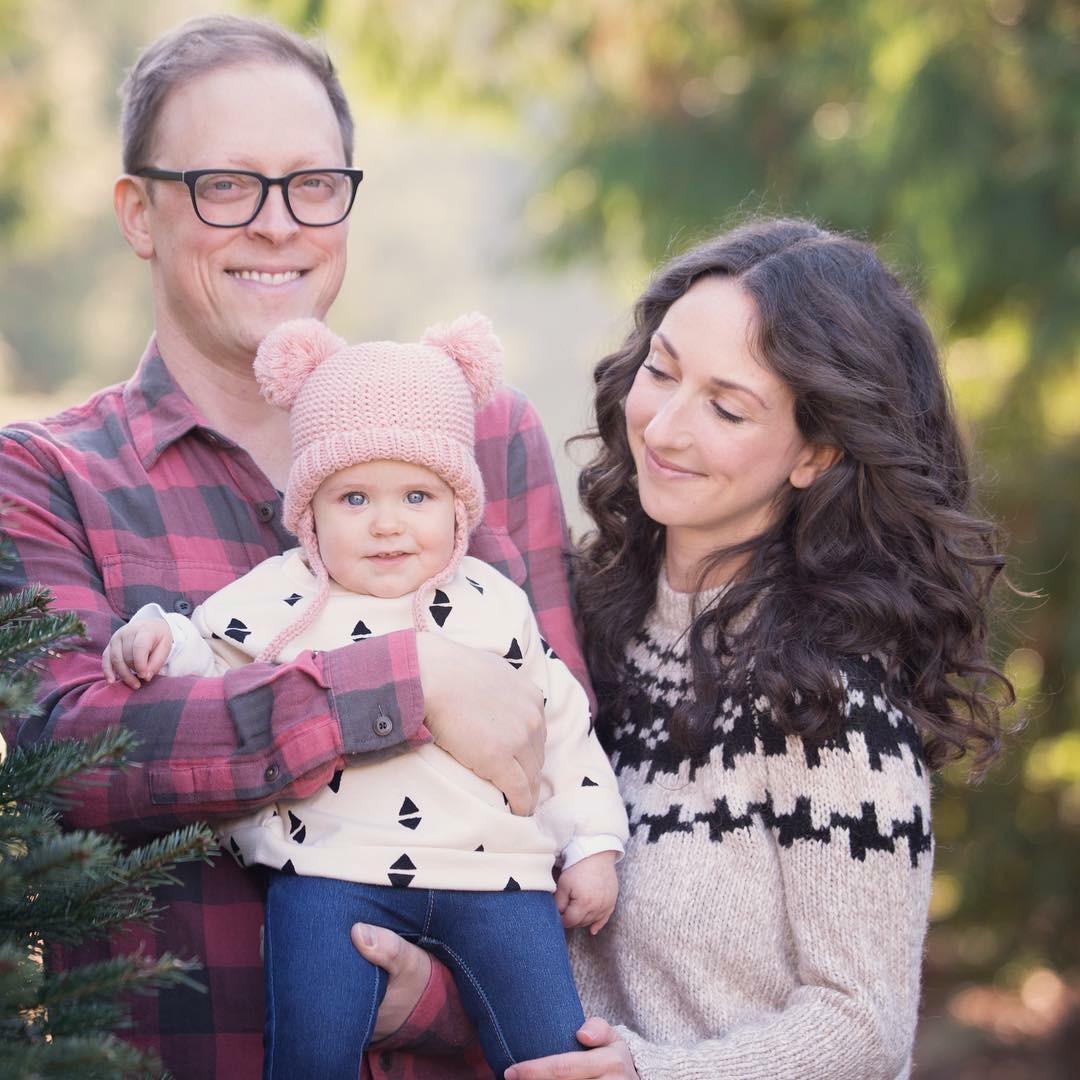 Lauren’s cute family: Big bro, Lee; maid of honor, Mia; and flower girl, Aila