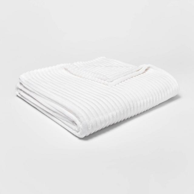 Twin/Twin XL Ribbed Plush Bed Blanket White - Room Essentials™