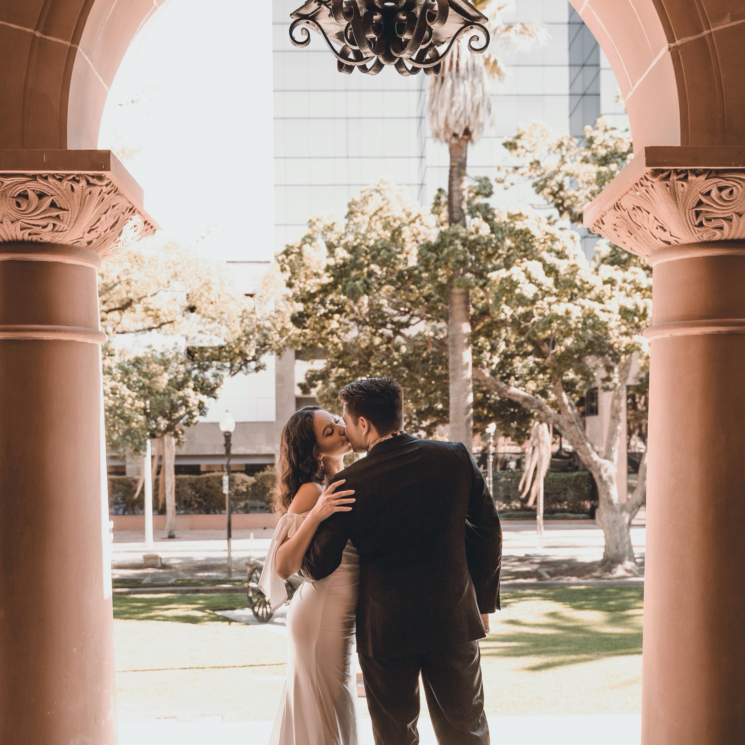 Elizabeth Treakle and Robert Treakle's Wedding Website, image size:2500x2500