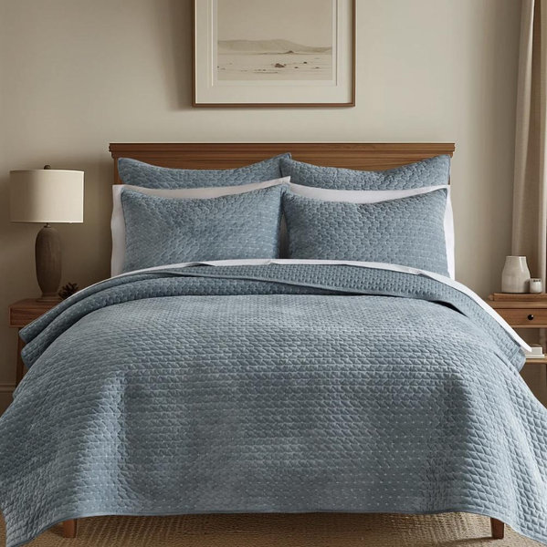 Velvet Stitch Quilt Set- King Chambray