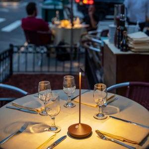 Candlelit LED Table Lamp