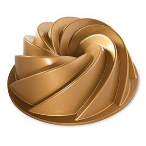Nordic Ware Heritage Bundt Pan