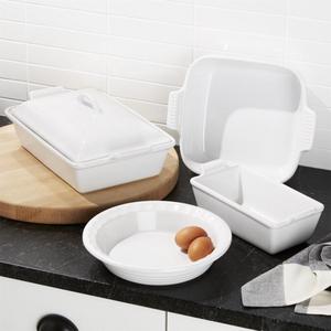 Le Creuset ® White 4-Pc. Stoneware Set