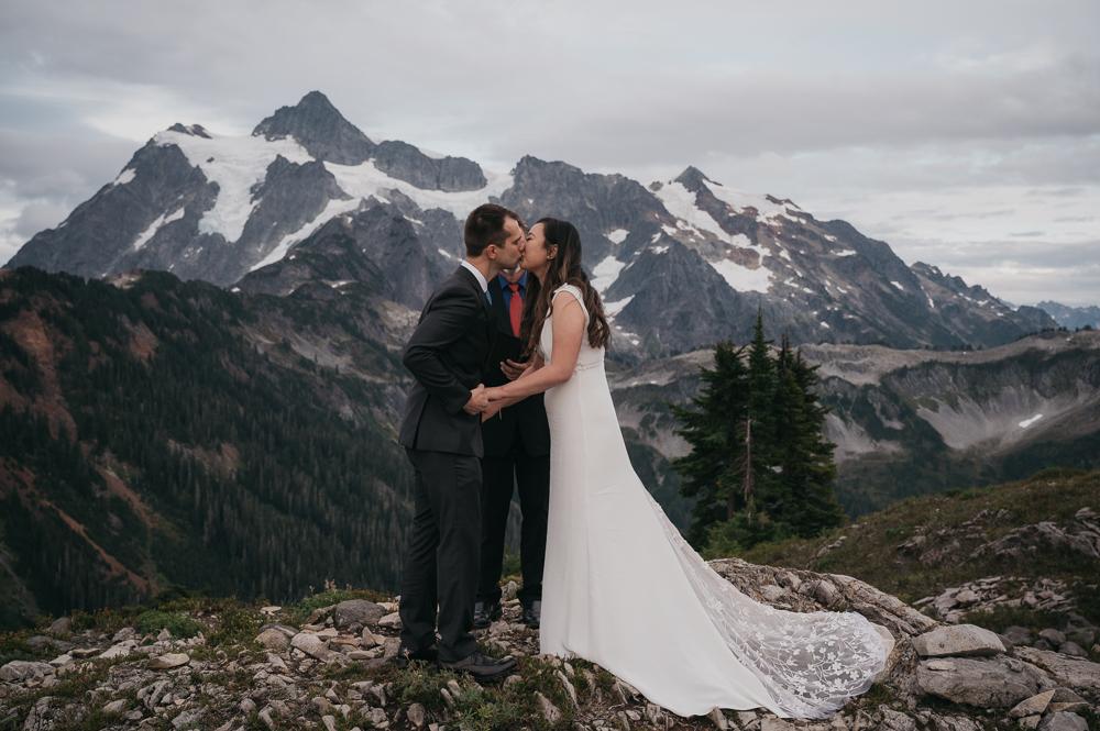 The Wedding Website of Florence Choo and John Snyder