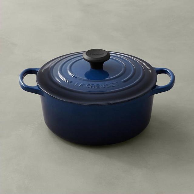 Le Creuset Signature Cast Iron Round Dutch Oven, 4 1/2-Qt., Lapis