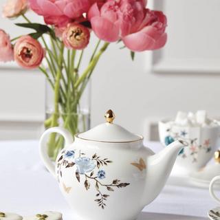 Sprig & Vine Teapot