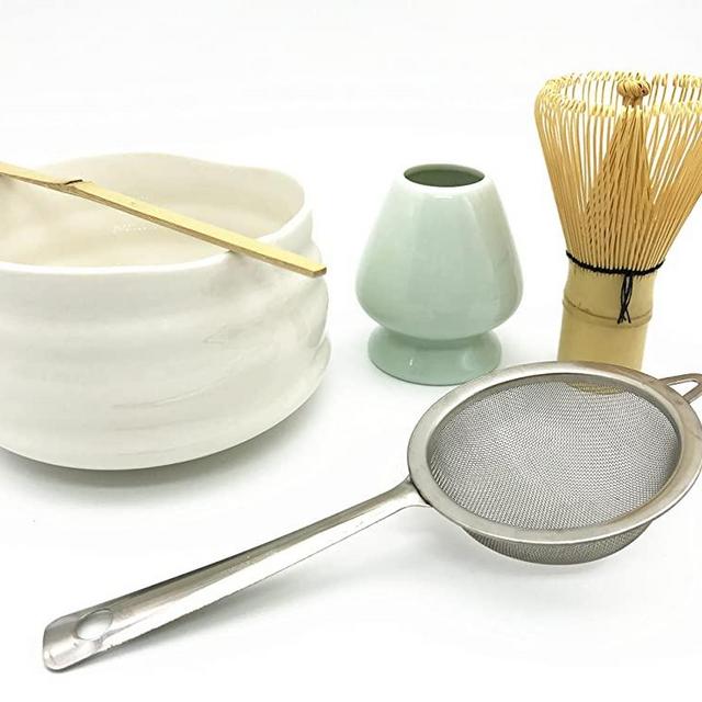 CHAQI Matcha Accessories Kit Include 5 items-100 Prongs Bamboo Whisk Chasen,Bamboo Scoop,Stainless Steel Tea Filter and Ceramic Matcha Bowl & Whisk Holder (White)