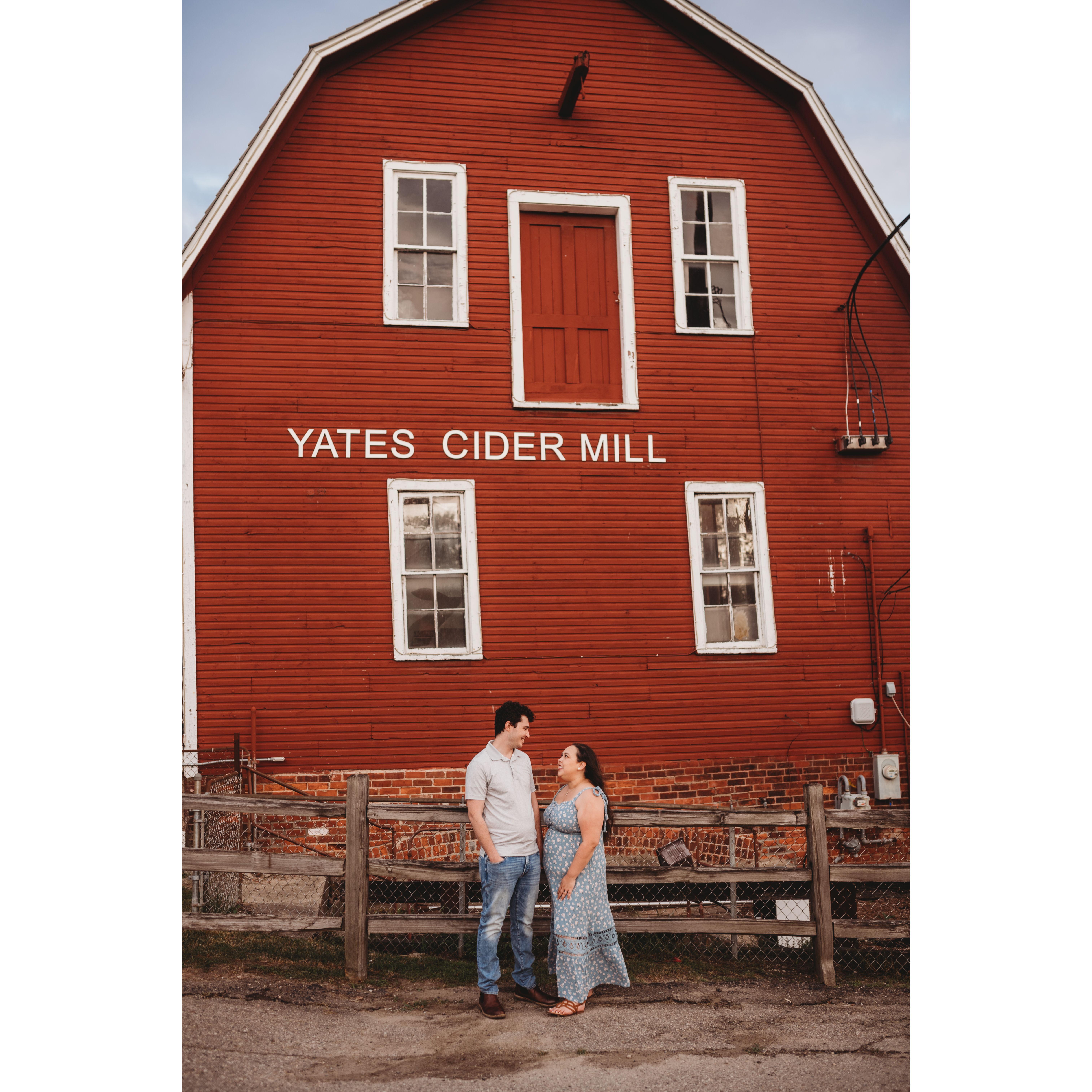 Engagement Photos at Yates Cider Mill July 2022