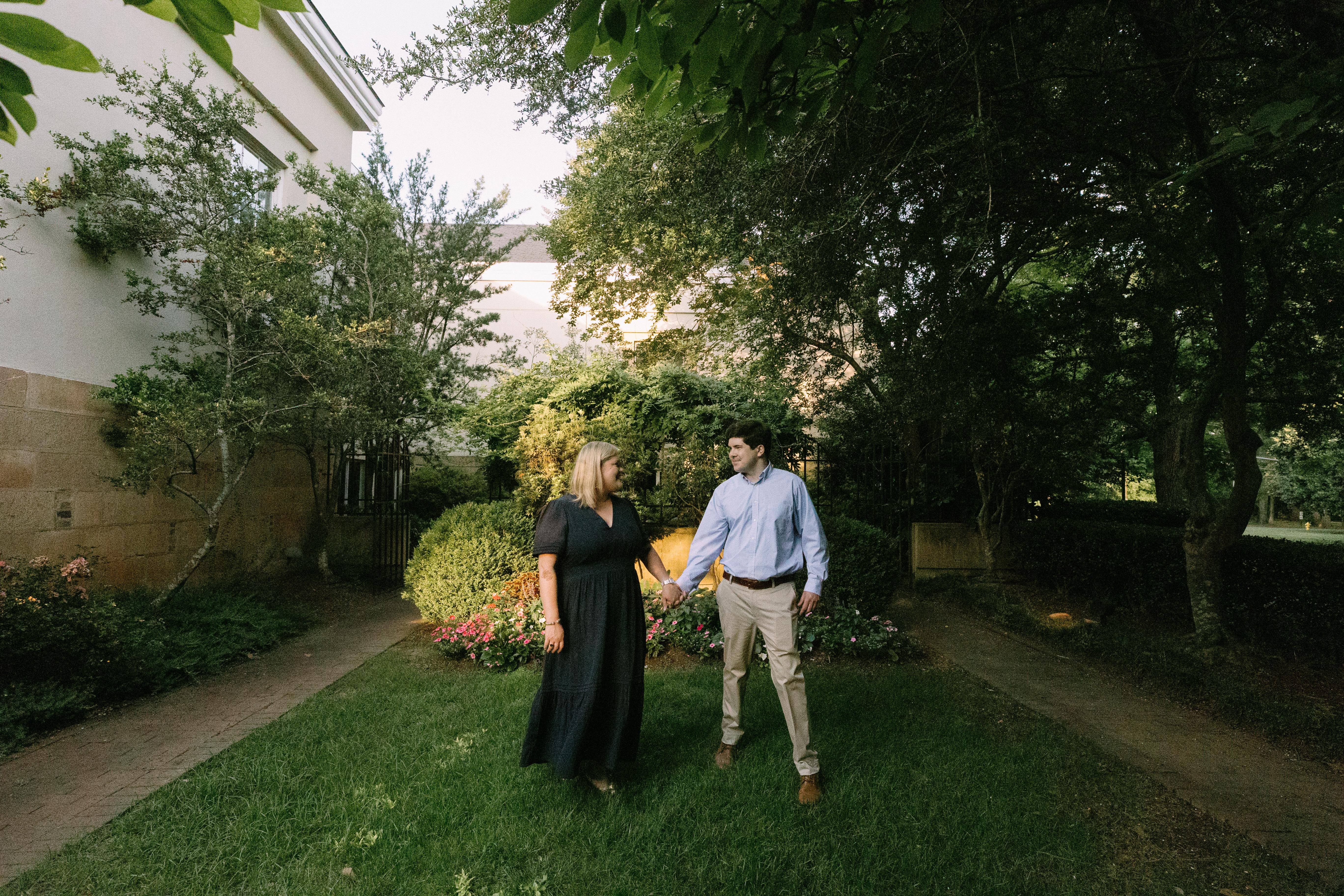 The Wedding Website of Satie Munn and Alexander Harris