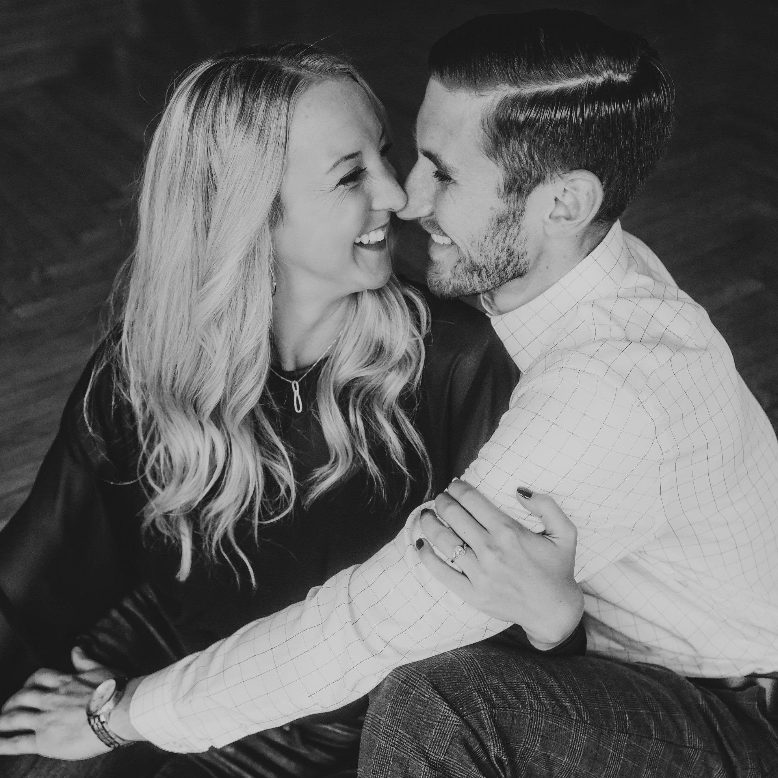 Engagement Session at Allerton Mansion