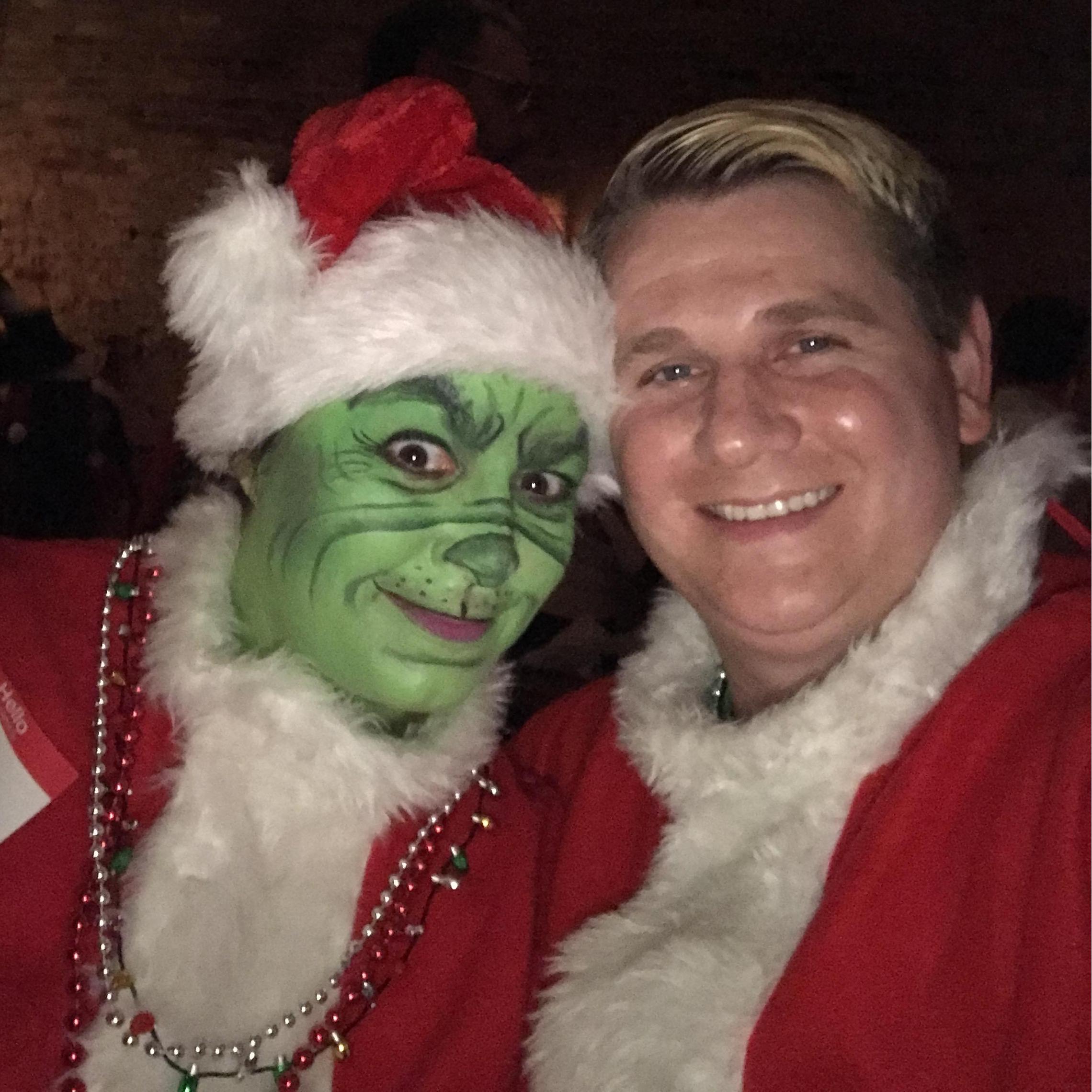 Little did John know how much I like to dress-up! This is one of our many Santa Pub Crawl pics