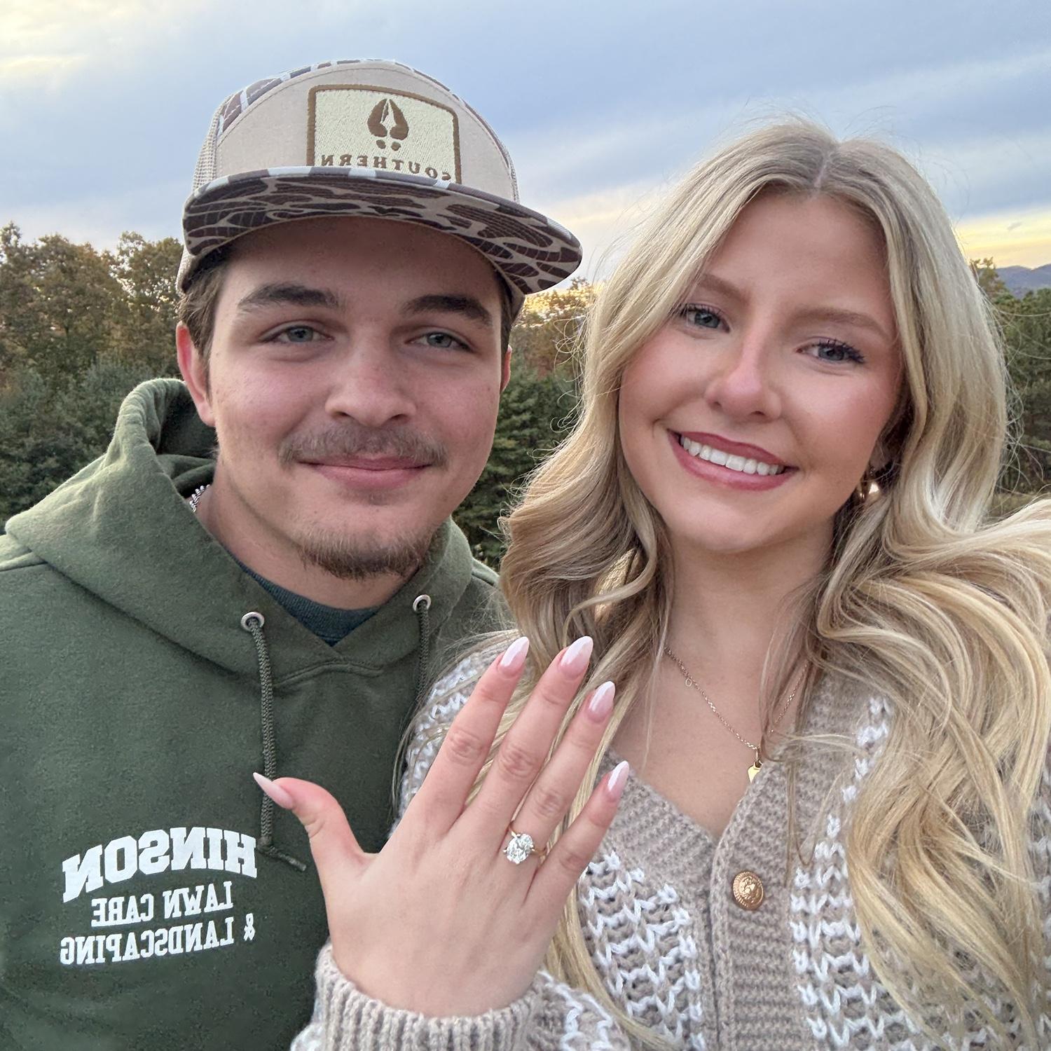 The day after I graduated Hayden proposed to me😭😭 this is literally the best week of my life and Hayden topped it off pretty darn well🥰