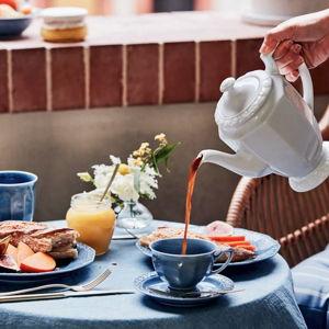 Post-Wedding Breakfast