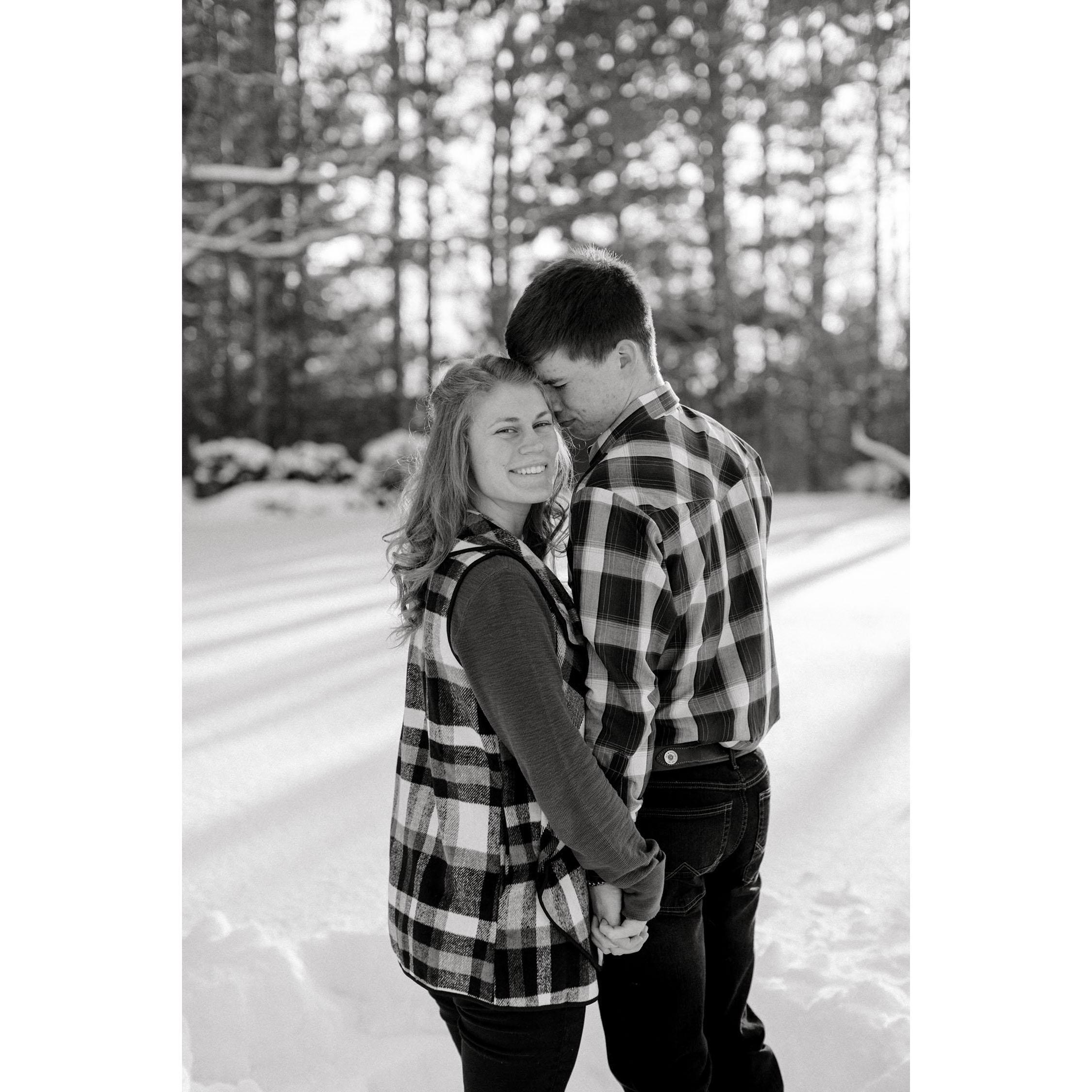 Engagement Photos: Ashley Dahl Photography