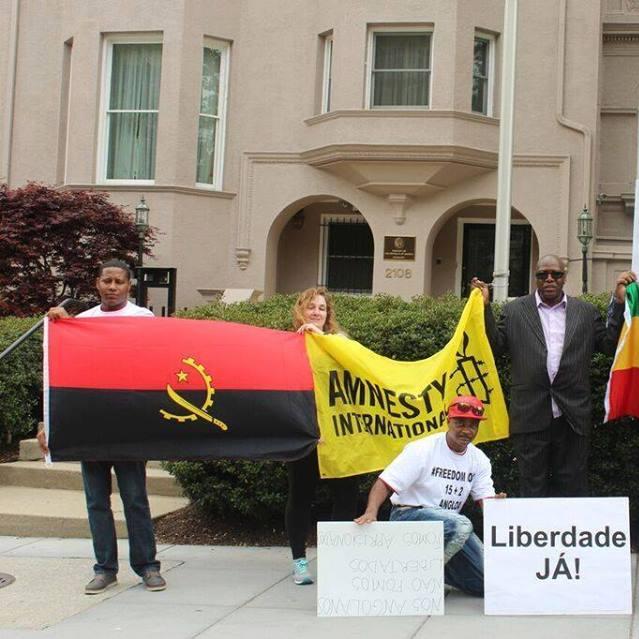 The family that yells at government officials together, stays together.