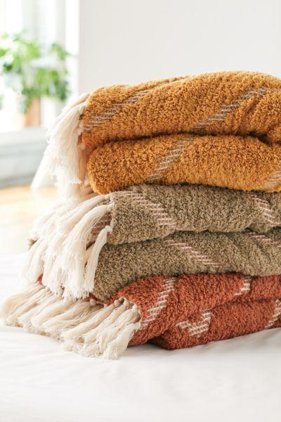 Stevie Sherpa Waffle Throw Blanket in Rust