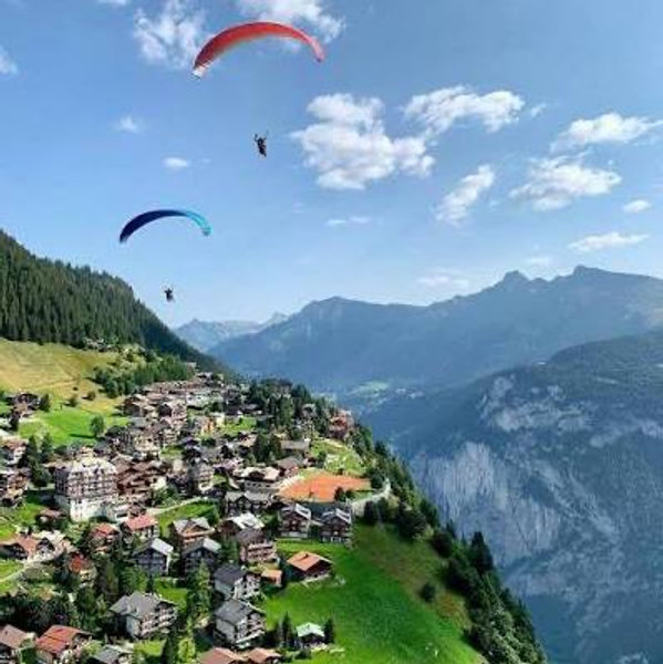 Paragliding over the Lauterbrunnen Valley