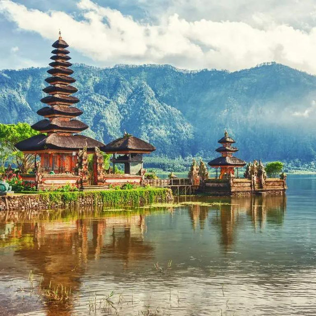 Honeymoon Fund to Thailand