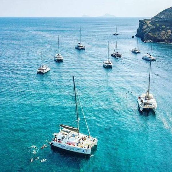 Catamaran with Drinks & Meal