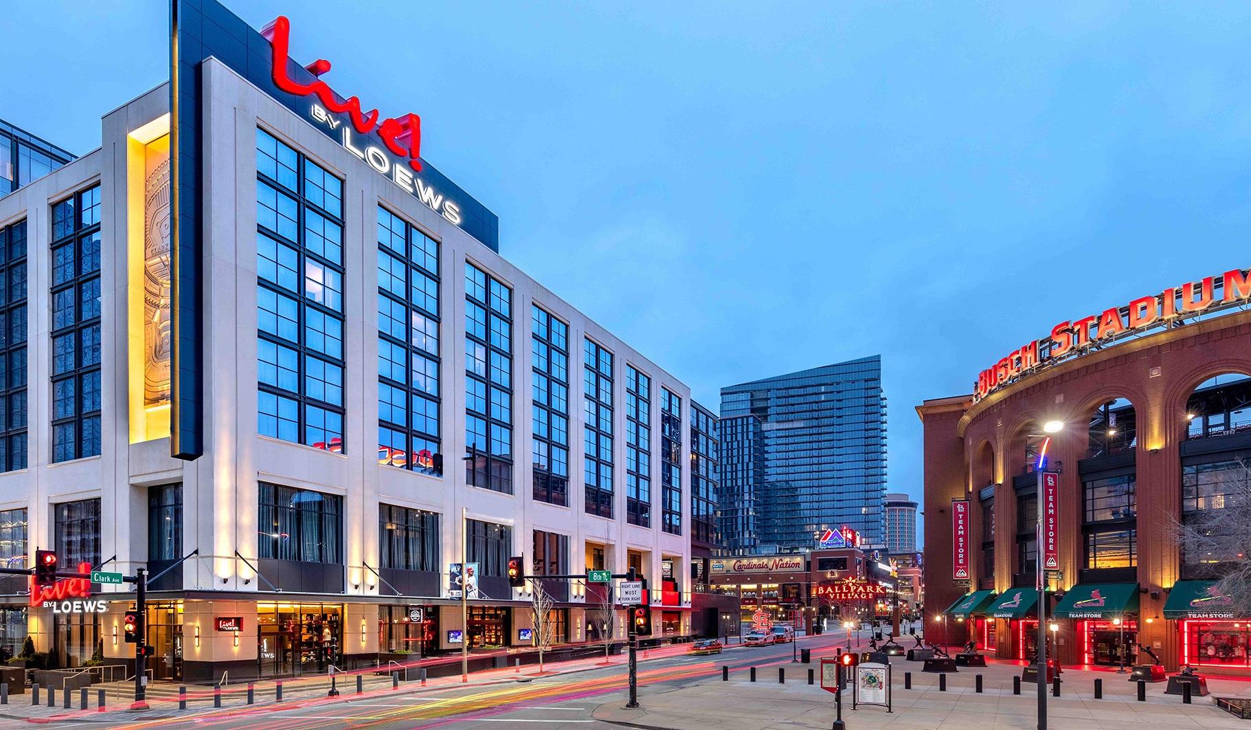 The Wedding Website of Aaron Friend and Adreiona Lewis