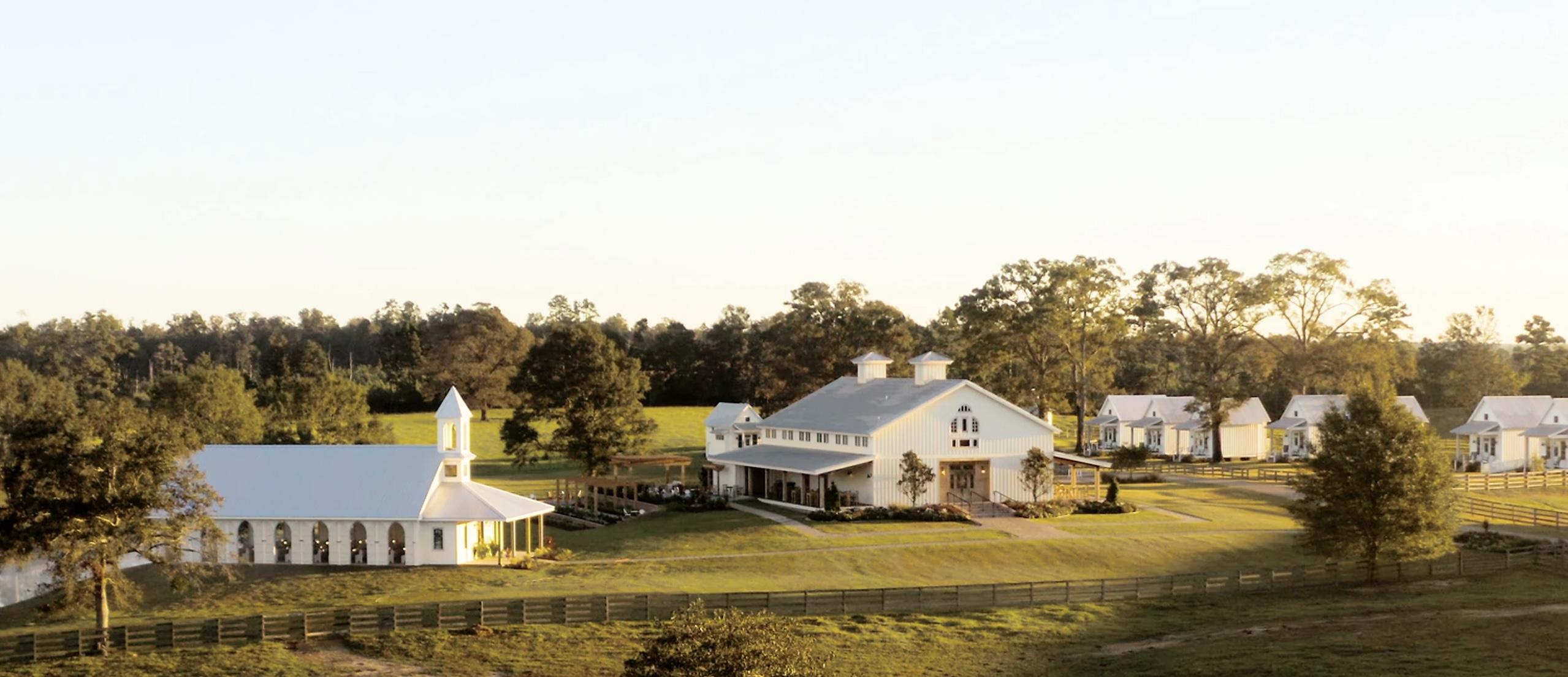 The Wedding Website of Jhennifer Pacheco-Echavarria and Harrison Williams