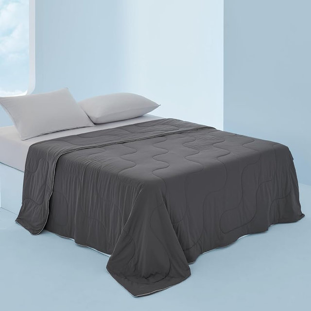 Bedsure Cooling Blankets for Hot Sleepers - Cooling Comforter, Cold Summer Blanket King Size for Bed, Ice Breathable and Lightweight Gift for Night Sweats, Dark Grey, 104x90 Inches